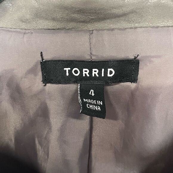 Torrid | Women's Faux Leather Gray Silver Zip Long Sleeve Jacket Coat 4 - Picture 3 of 9